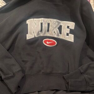 Nike Men's Black and Gray Crewneck Sweater